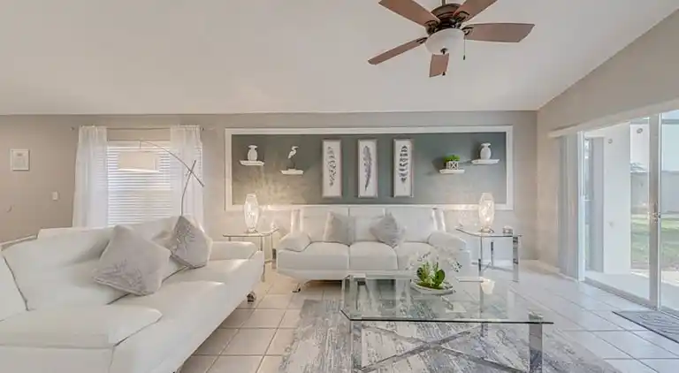 Platinum Home mit 4 Schlafzimmern, Spielzimmer und Spa