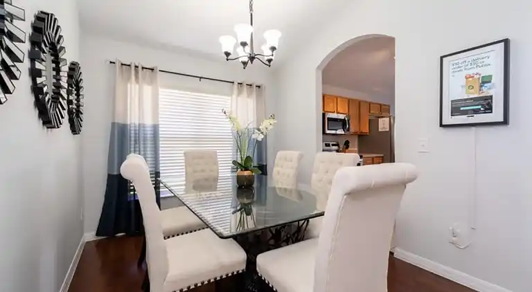 Platinum Home mit 4 Schlafzimmern, Spielzimmer und Spa
