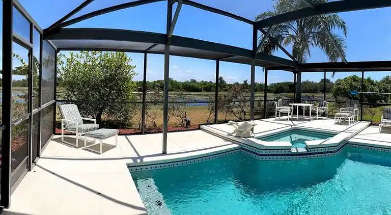 Executive-Haus mit 4 Schlafzimmern, privatem Pool und Spa