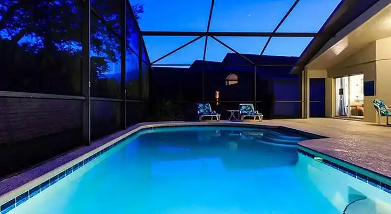 Platinum Home mit 4 Schlafzimmern, Spielzimmer und Spa