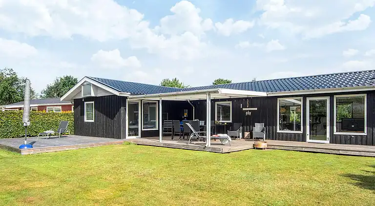 Holiday home in Skaven Strand