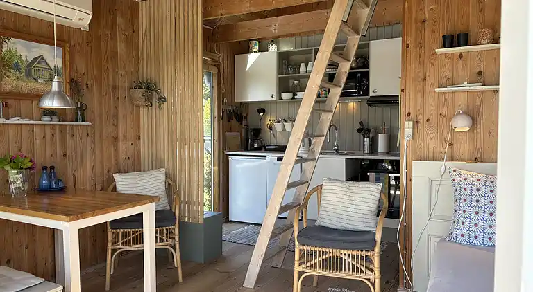 Gemütliches kleines Ferienhaus mit Meerblick