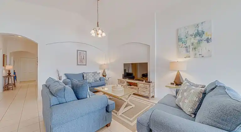 Executive-Poolhaus mit 5 Schlafzimmern – Spielzimmer