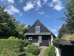 Gårdshus i Knebel