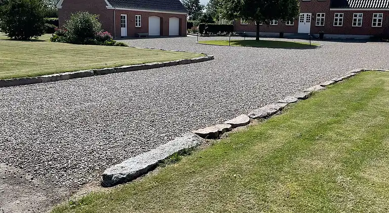 Luksuriøs landejendom midt i natur med welness