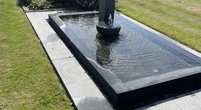 Luksuriøs landejendom midt i natur med welness