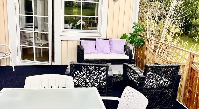 Stor villa i naturskønne omgivelser tæt på strand