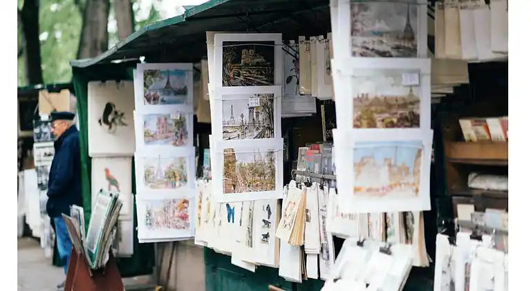 Apartment in Porte-Saint-Martin