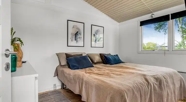 Familjevänligt aktivitetshus nära havet