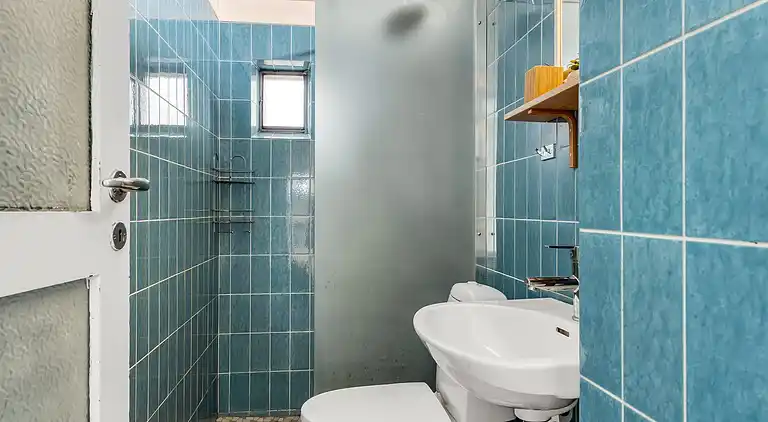 Familjevänligt aktivitetshus nära havet