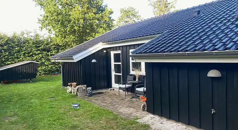 Skønt nyere sommerhus 4 minutter fra stranden