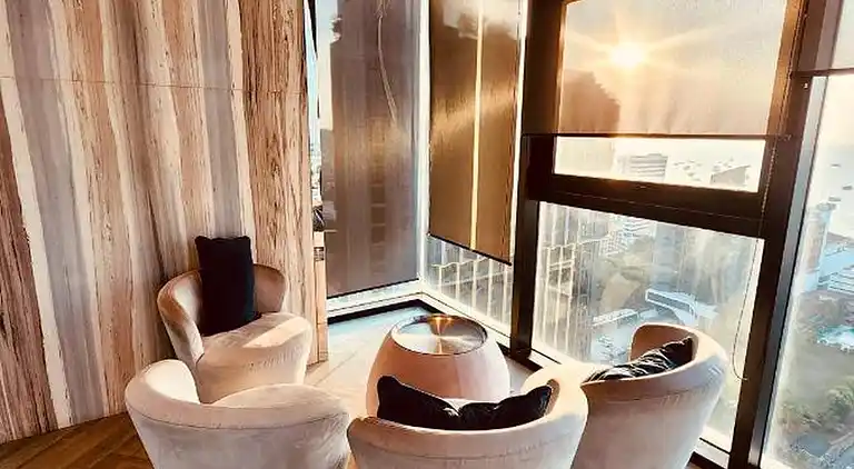 Tolle Lage mit Infinity-Pool - Zentral-Pattaya