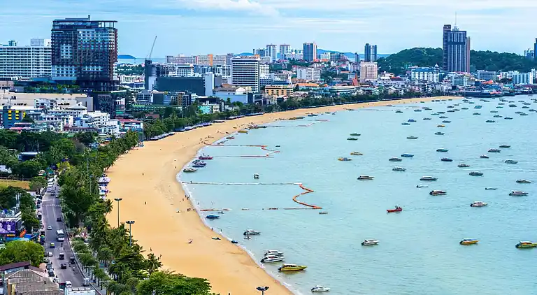 Tolle Lage mit Infinity-Pool - Zentral-Pattaya