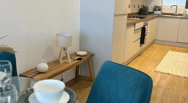 The Dyche-Parking-Local Attractions-Fast Wi-FI