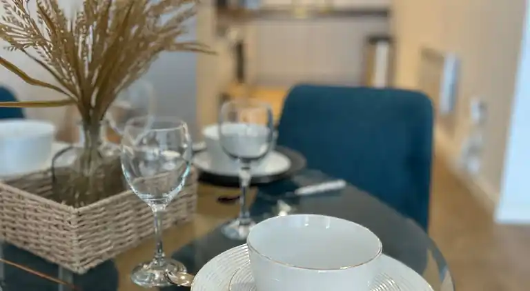 The Dyche-Parking-Local Attractions-Fast Wi-FI