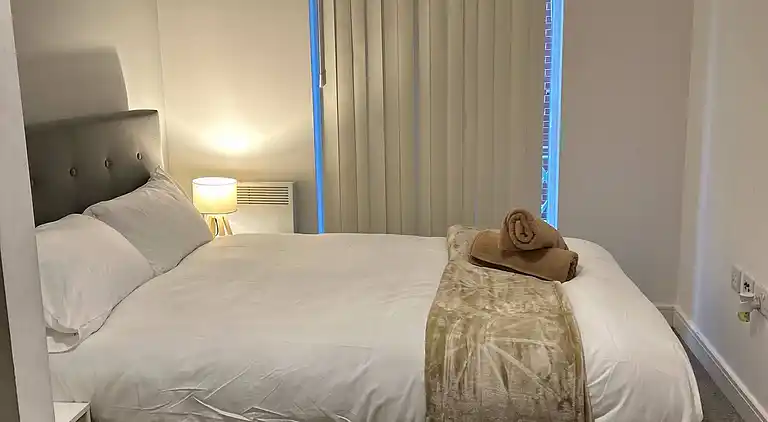 The Dyche-Parking-Local Attractions-Fast Wi-FI