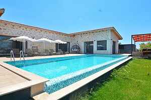 Appartement en Üzümlü