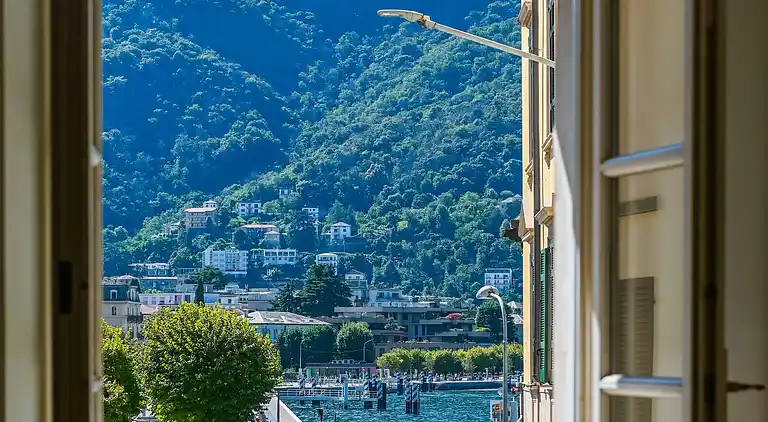 One & Only Apartment mit Seeblick im Zentrum von Como