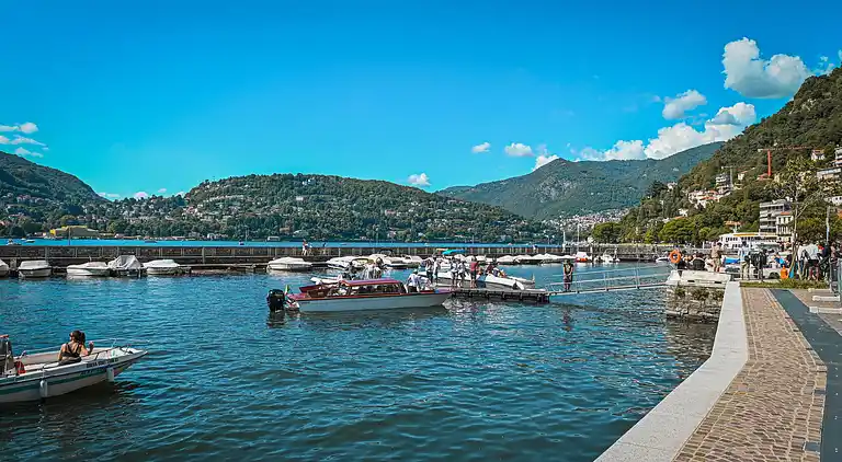 One & Only Apartment mit Seeblick im Zentrum von Como