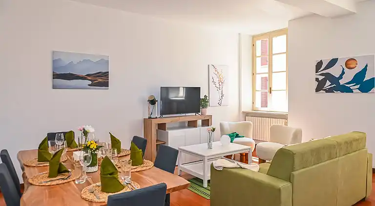 One & Only Apartment mit Seeblick im Zentrum von Como