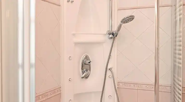 One & Only Apartment mit Seeblick im Zentrum von Como