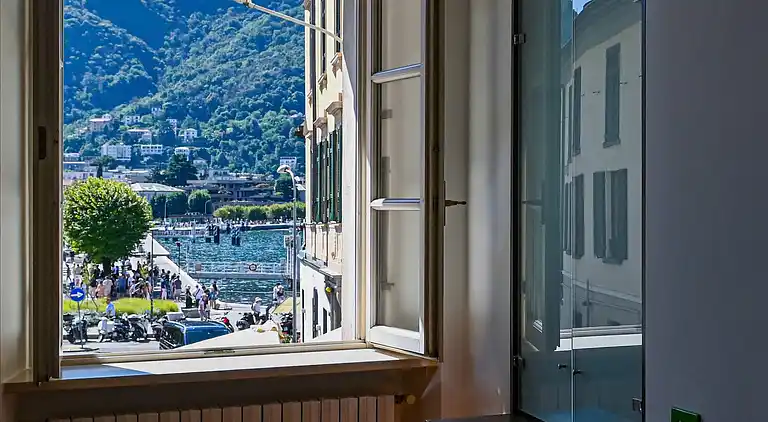 One & Only Apartment mit Seeblick im Zentrum von Como