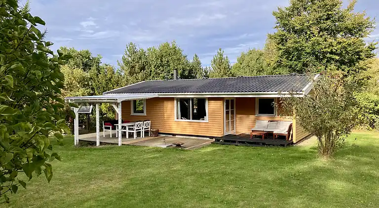 Sommerhushygge ikke langt fra strand og skov