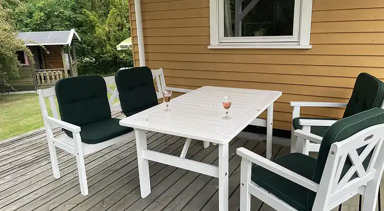 Sommerhushygge ikke langt fra strand og skov