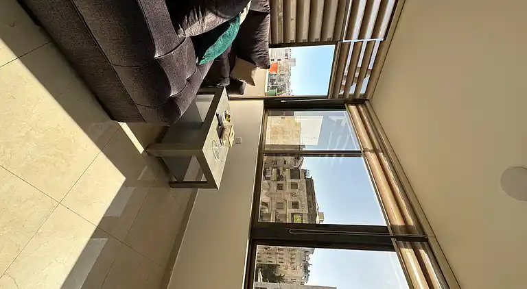 Charmantes Amman Apartment mit Elektroheizung und Poolzugang