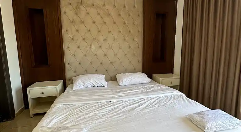 Charmantes Amman Apartment mit Elektroheizung und Poolzugang