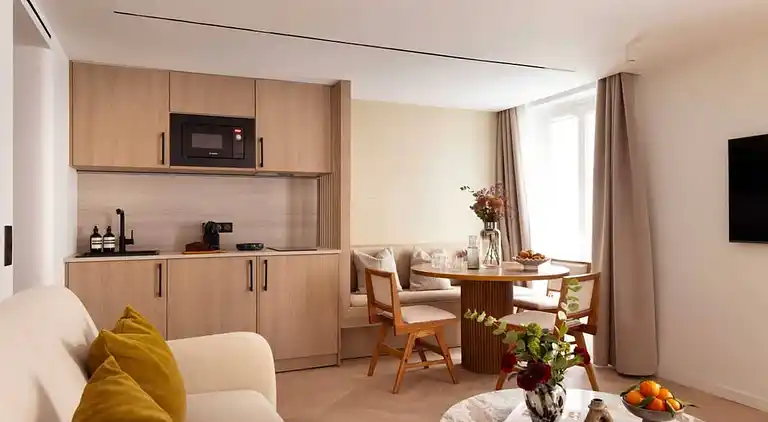 Apartment in Upper Marais