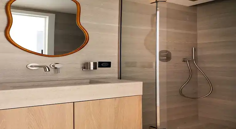 Apartment in Upper Marais