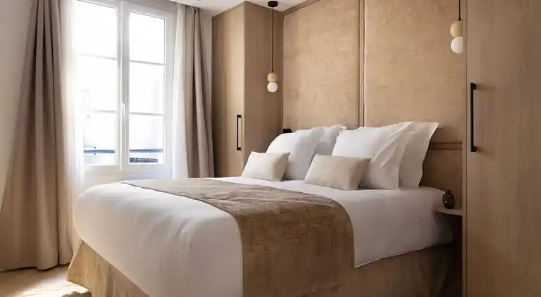 Apartment in Upper Marais