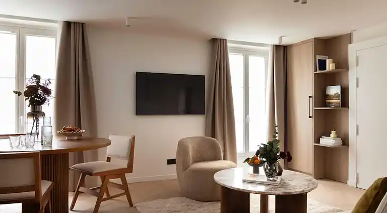 Apartment in Upper Marais