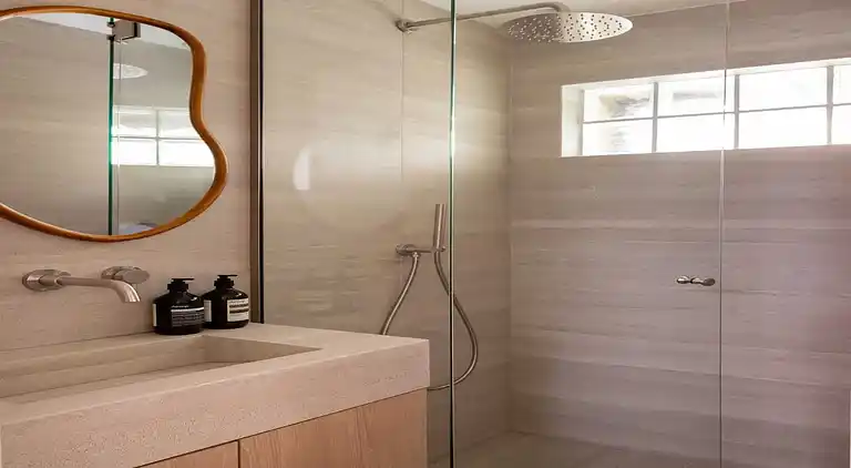 Apartment in Upper Marais