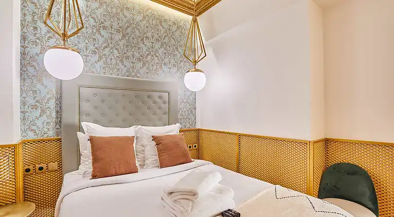 Apartment in Saint-Philippe-du-Roule