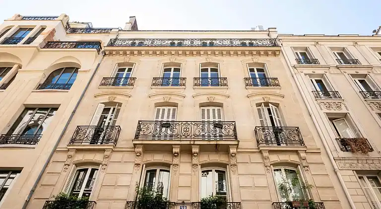 Apartment in Saint-Philippe-du-Roule