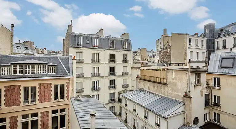 Apartment in Saint-Philippe-du-Roule