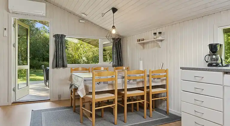 Ferienhaus auf Naturgrund 800 m von Nordsee