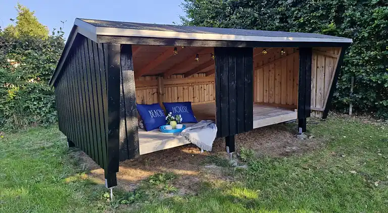 Skønt nyere sommerhus 4 minutter fra stranden
