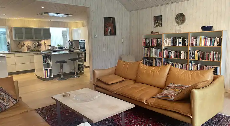 Stor feriebolig tæt på naturen