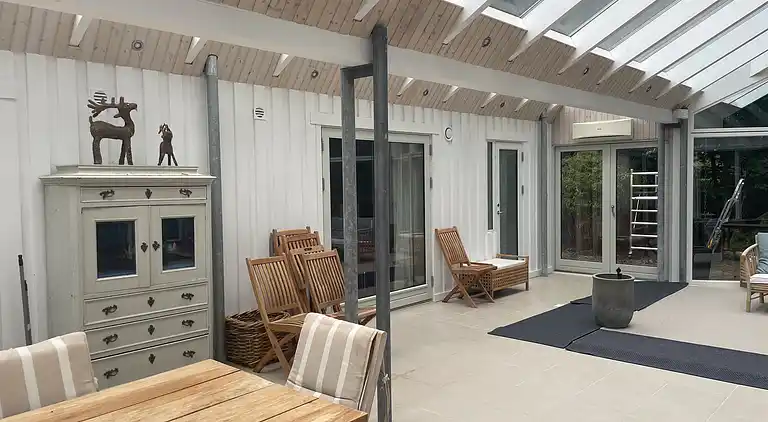 Stor feriebolig tæt på naturen