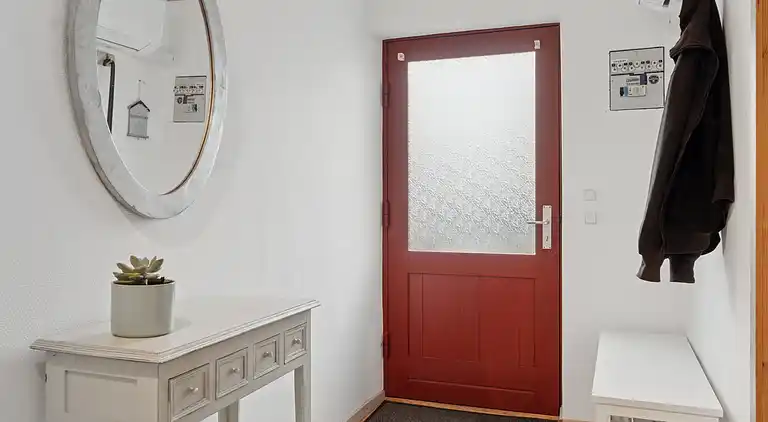 Neu renoviertes Ferienhaus mit Außenwhirlpool