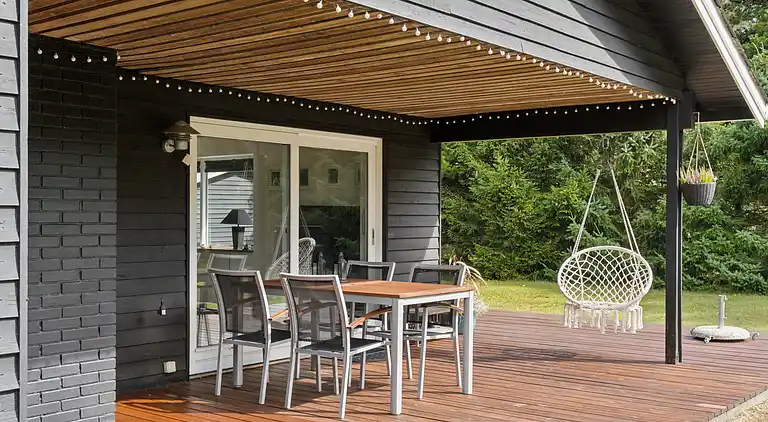 Neu renoviertes Ferienhaus mit Außenwhirlpool