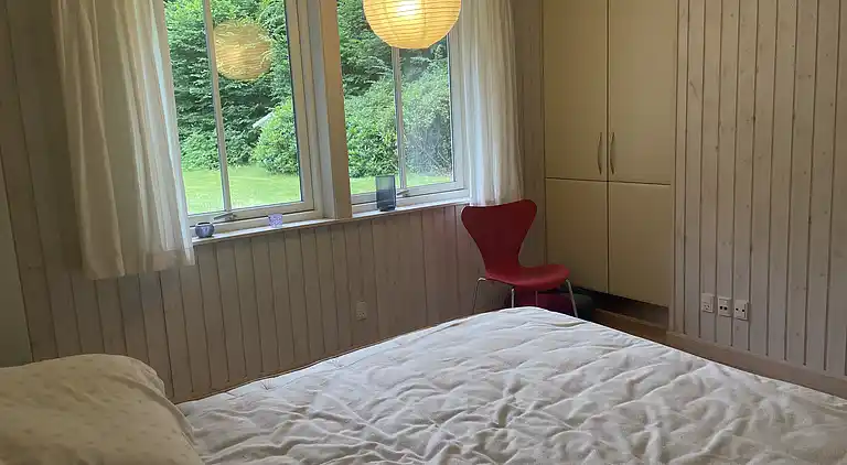 Stor feriebolig tæt på naturen