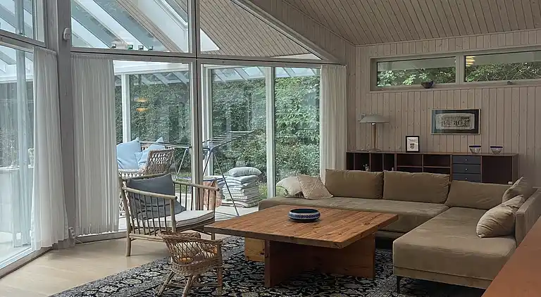 Stor feriebolig tæt på naturen