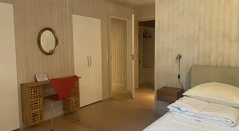 Stor feriebolig tæt på naturen