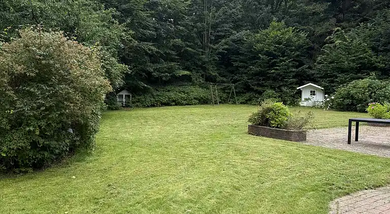 Stor feriebolig tæt på naturen