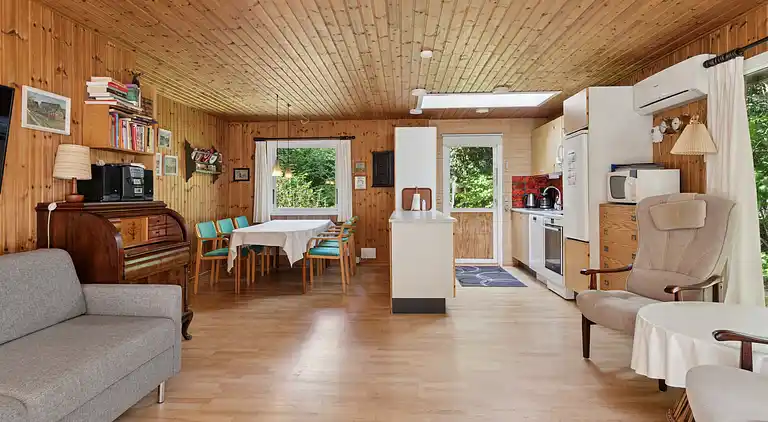 Gemütliches Ferienhaus nahe Dybesø Natur