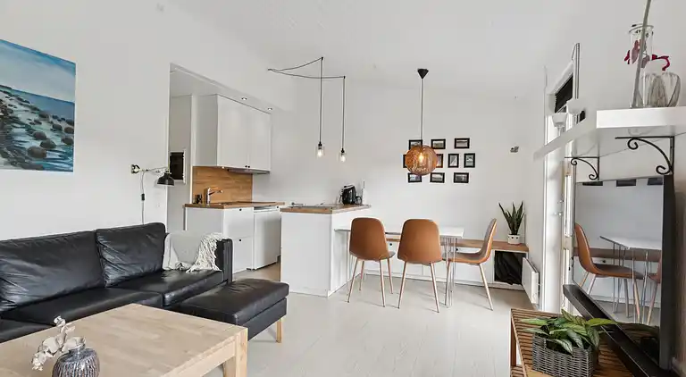 Lys feriebolig nær strand og pool i Dueodde